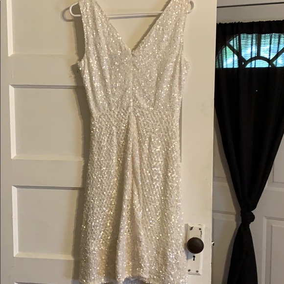 Adrianna Papell white beaded and sequined dress - Picture 2 of 3